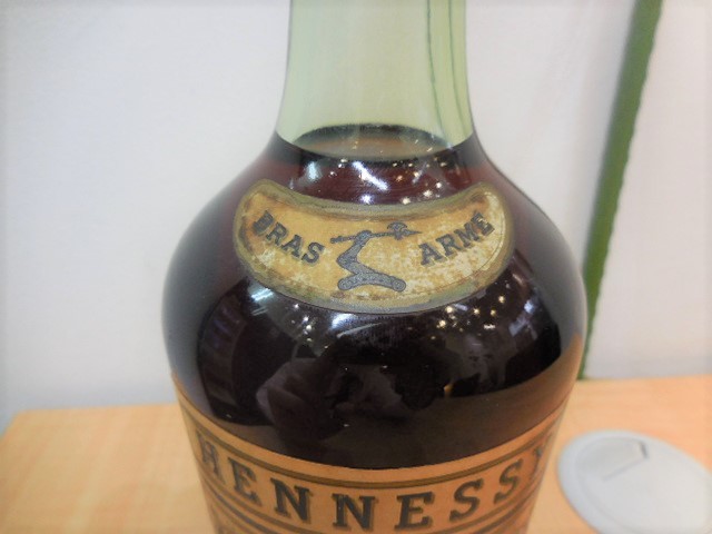 A1376-3/ジャズヘネシー ブラスアーム グリーンボトル/700ml Hennessy Cognac Bras ヘネシー Arme - ブラスアーム A1376-3⁄ジャズ
