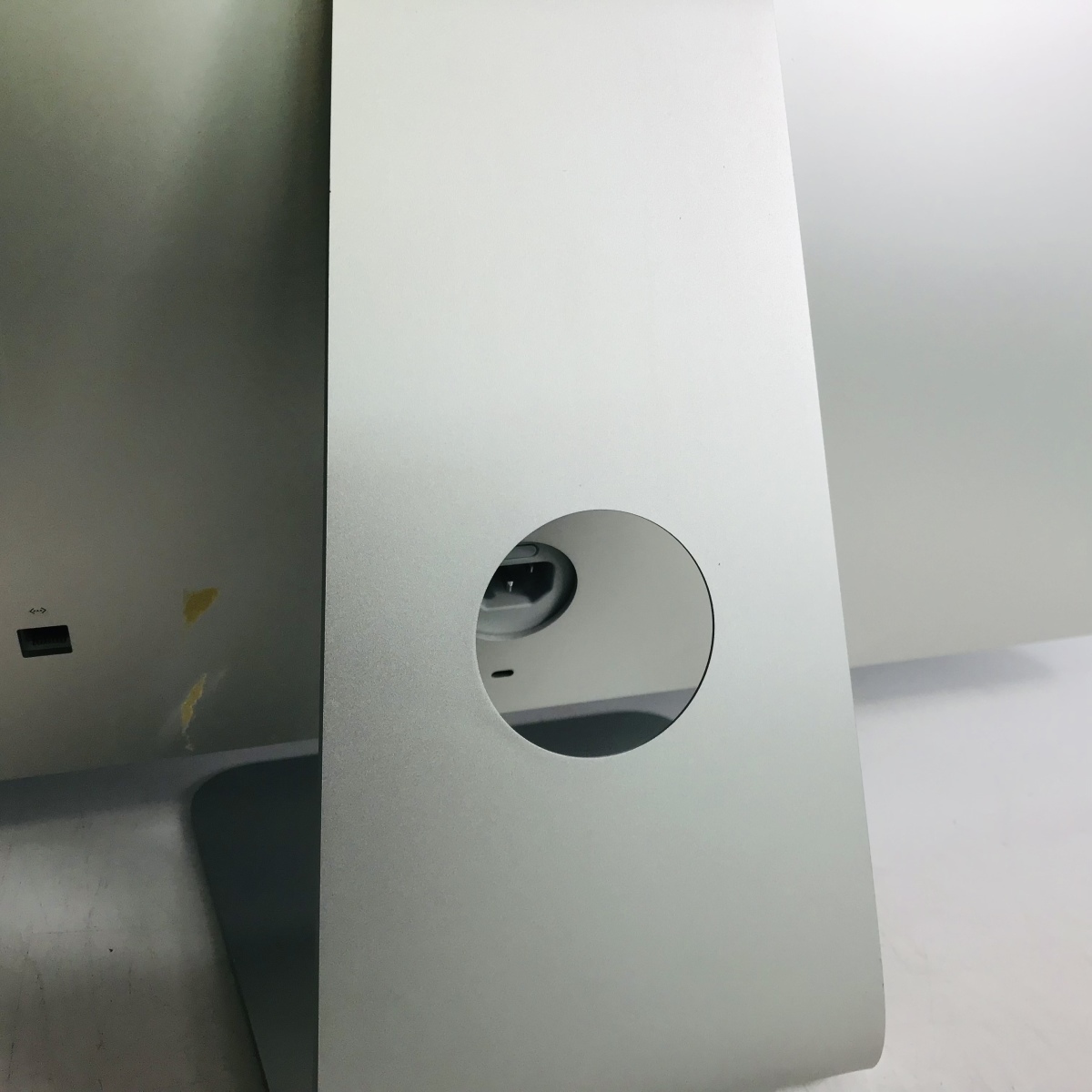 ジャンク iMac 27インチ（Late 2013） Core i5 3.4GHz/8GB/1TB ME089J