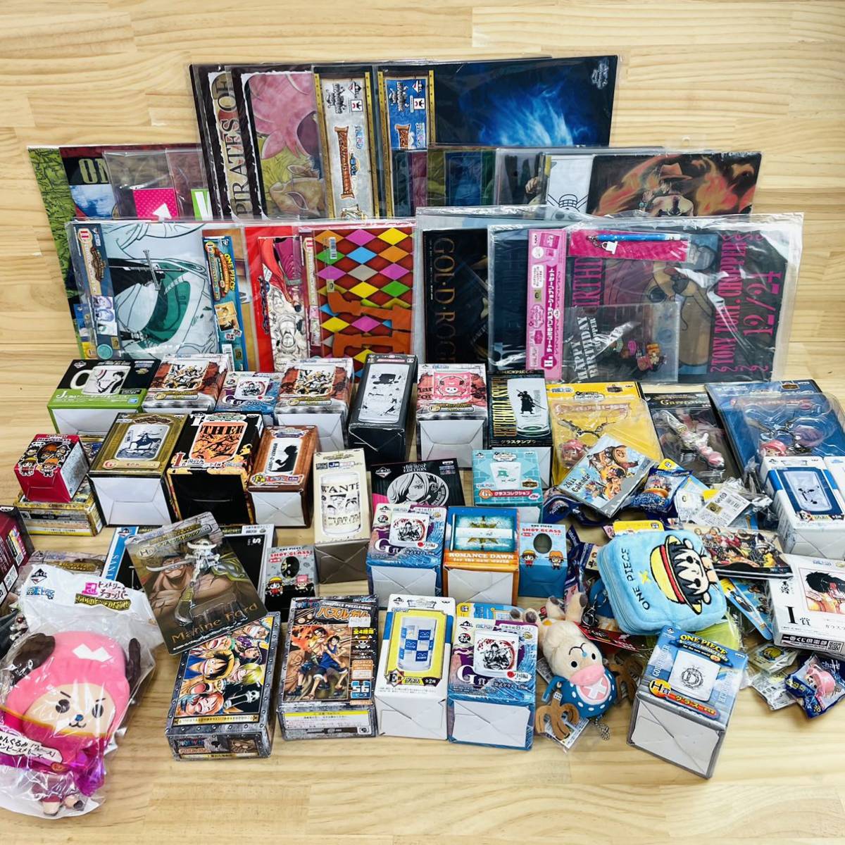 大人気，新作登場 AH12897 まとめ売り ONE PIECE ワンピース 一番くじ 食器 グラス 等(ONE PIECE)｜売買されたオークション情報、yahooの商品情報をアーカイブ公開 - オークファン その他