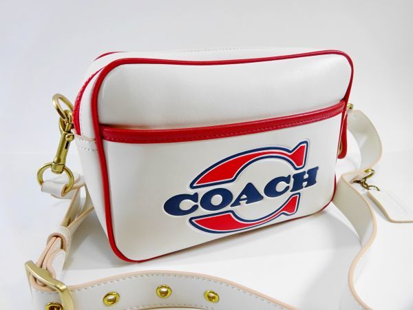 【新品 未使用 108 q】 COACH コーチ ショルダー バッグ レザー 白 ホワイト Cマーク レディース メンズ どちらもOK 参考定価3.6万円