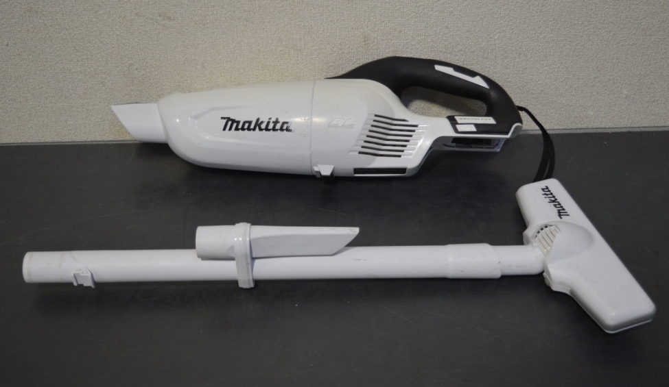 マキタ】18V用 充電式クリーナー 本体のみ (バッテリ・充電器