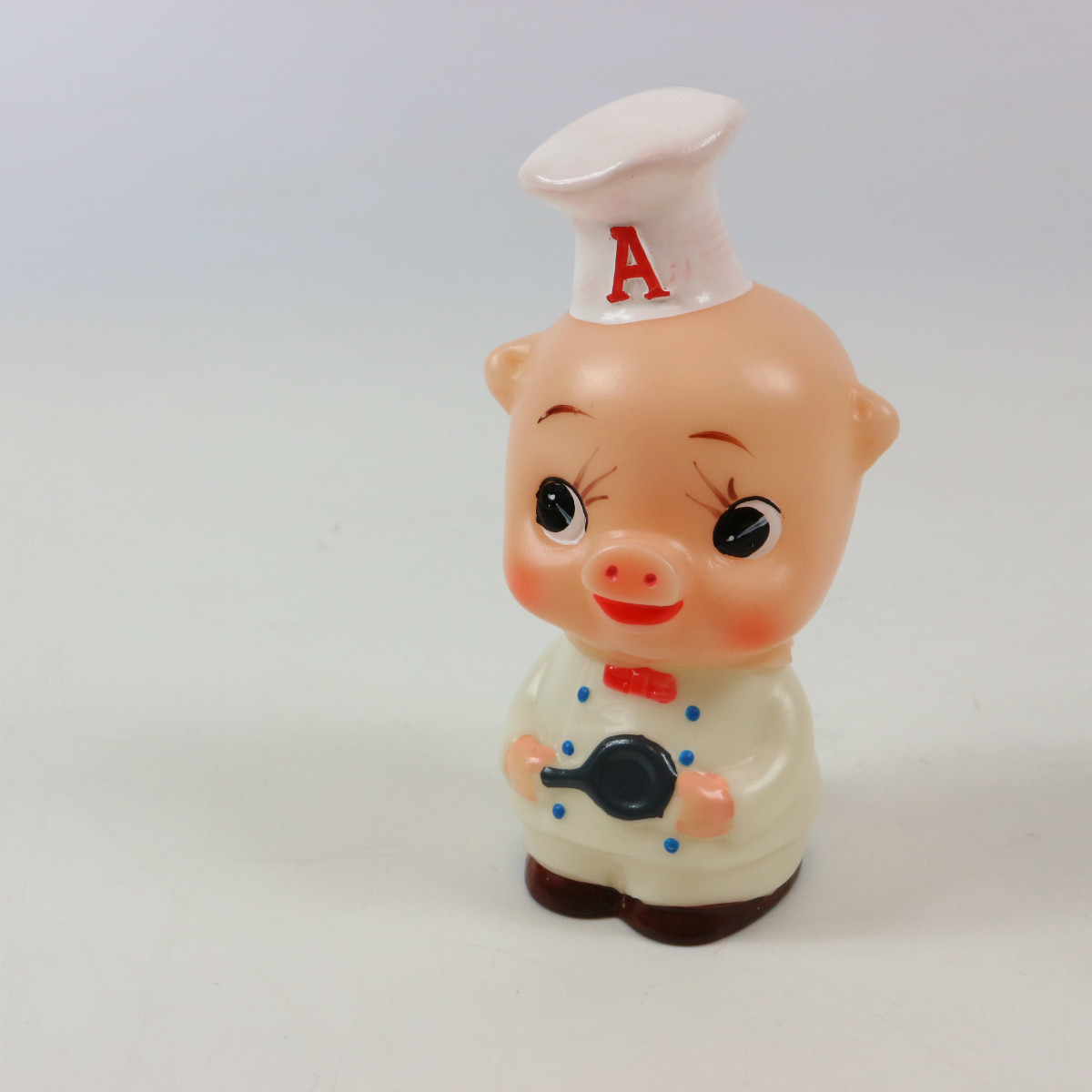  エースコック こぶたさん ソフビ 貯金箱 パッチリ目タイプ 昭和レトロ 企業物(ソフビ)｜売買されたオークション情報、yahooの商品情報をアーカイブ公開 - オークファン ソフビ