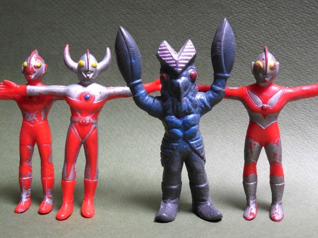 ☆当時物 メガトンザウルス バルタン星人 帰ってきたウルトラマン 