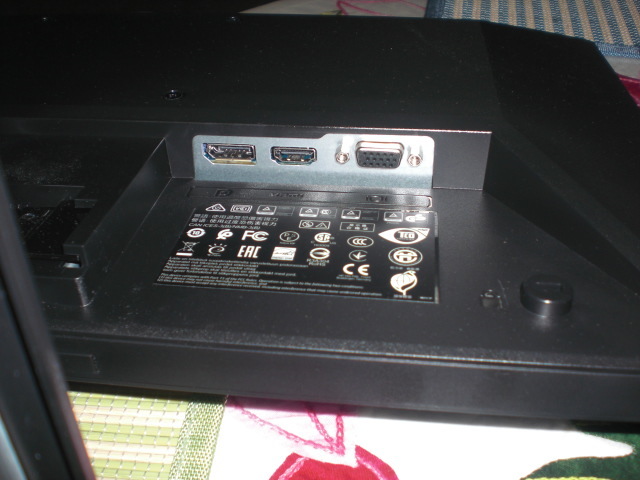 HP P224モニター_3