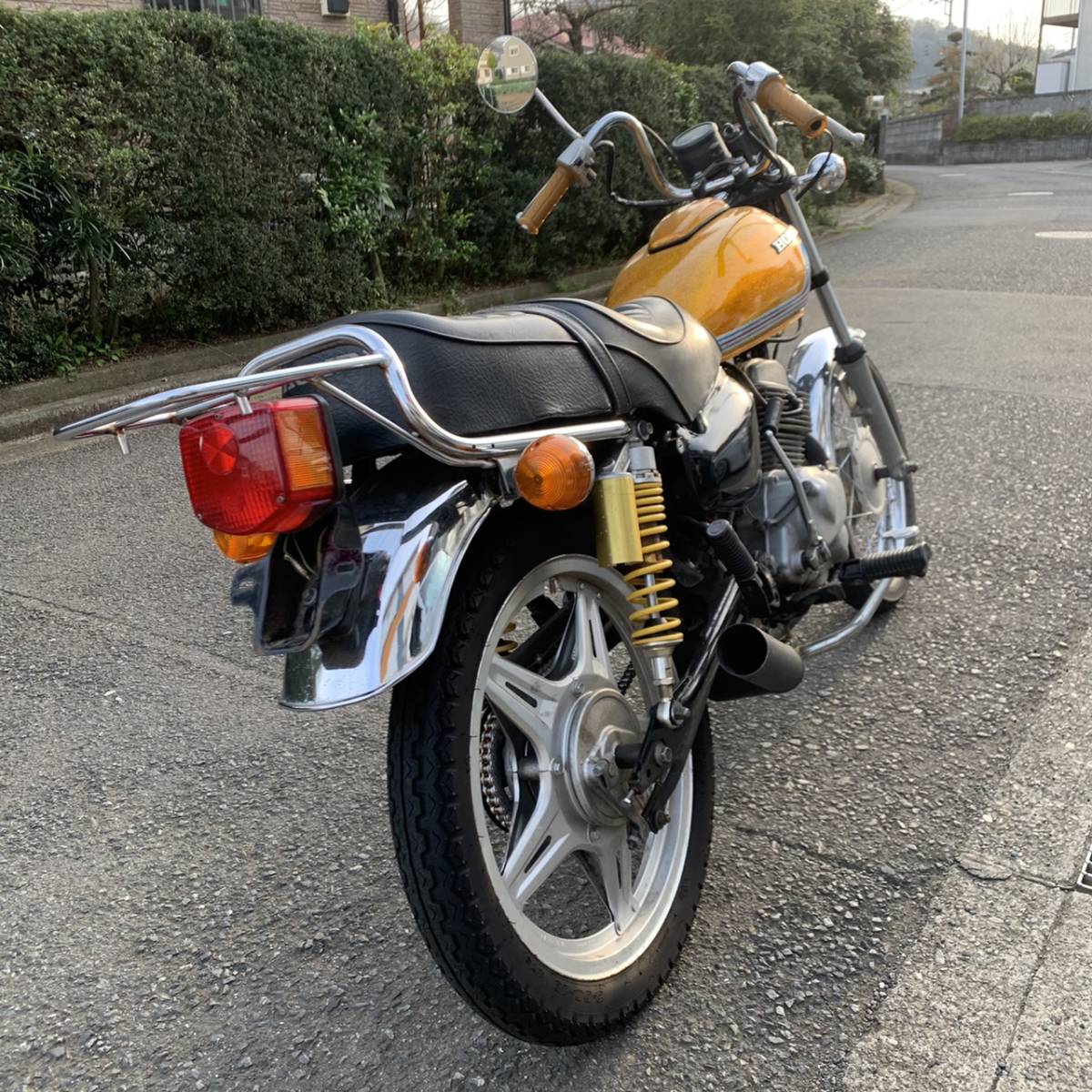 CM125カスタム　ちびホーク仕様　CB250T Atelier Ewok: “Rainette” Honda CM125 Brat Tracker – BikeBound