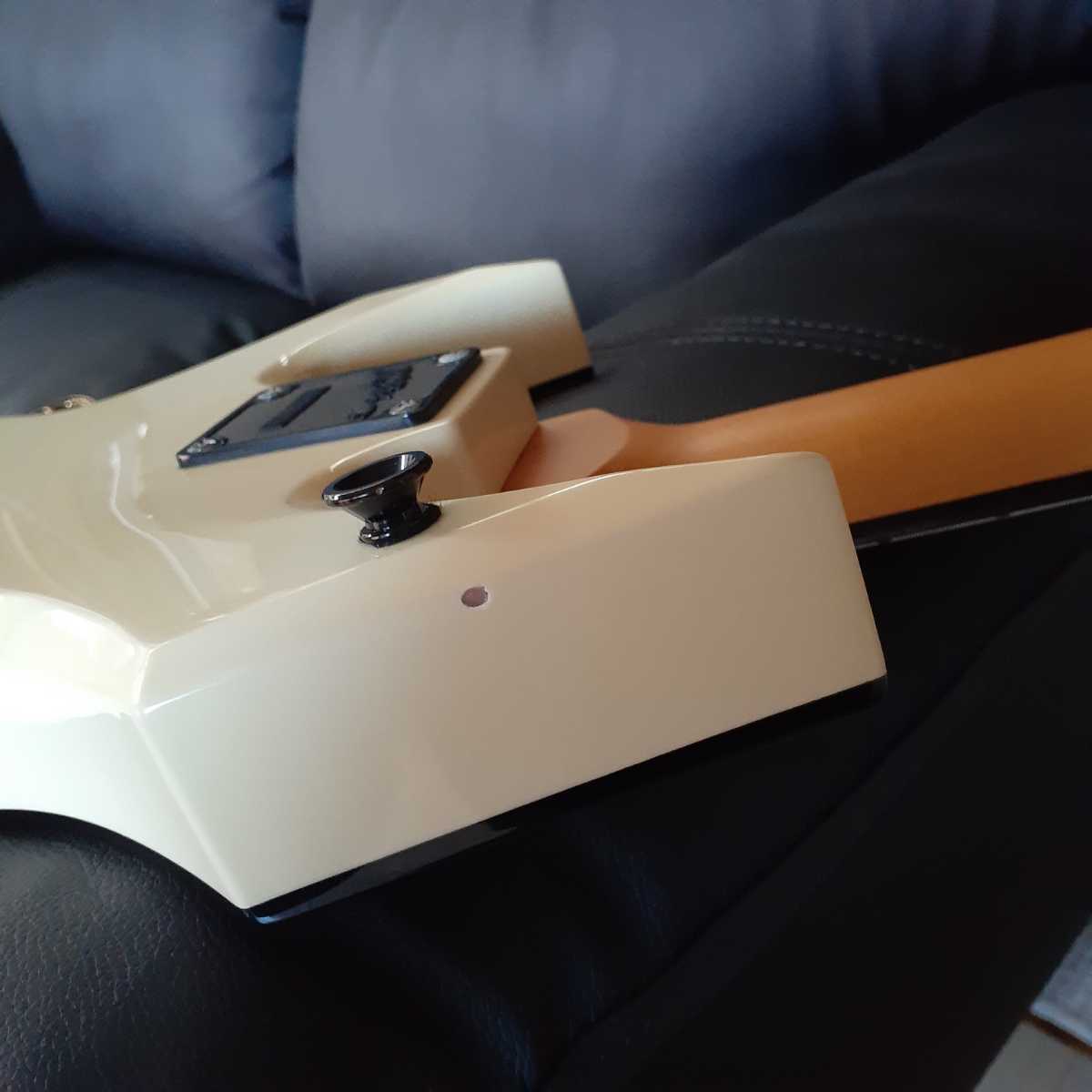 B.C.Rich Warlock Revenge Bass White Blood Splatter ベース エレキ  