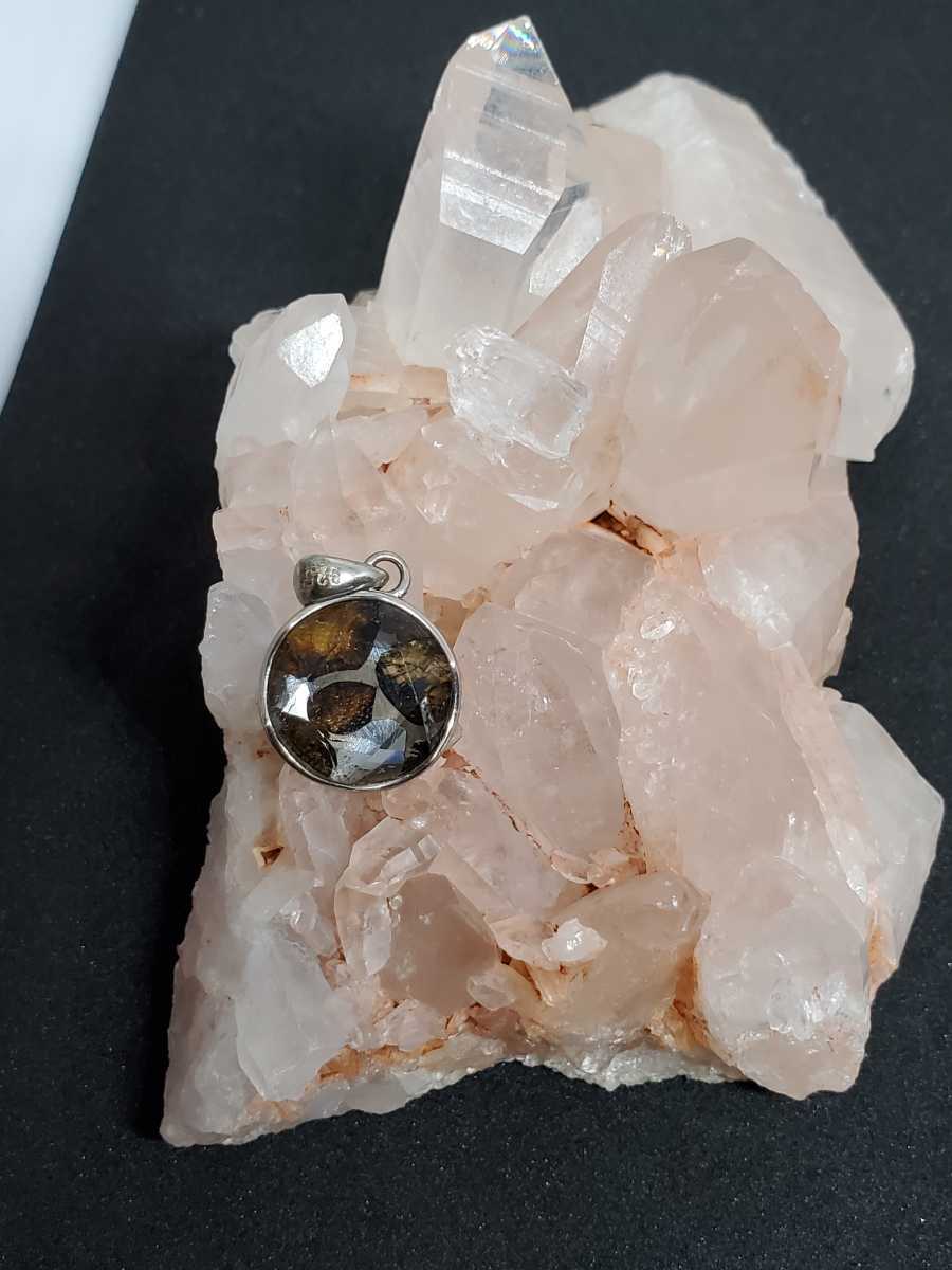 パラサイト隕石 アルタイ隕石 ペンダントトップ 隕石 重さ約23g 共箱