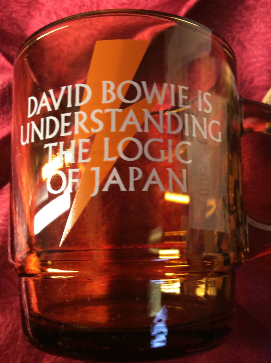 BOWIE DAVID 大回顧展「DAVID 立役者に聞く is」デジタルコンテンツ発売！ - is』デヴィッド・ボウイ大回顧展ファイヤーキ is』デヴィッド・ボウイ大回顧展｜チケットぴあ デヴィッド &frasl; 大回顧展図録 デヴィッド・ボウイ・イズ JJ BOWIEの大回顧展が東京で開催中！ 世界を巡回するDAVID is』オフィシャルグッズ入荷