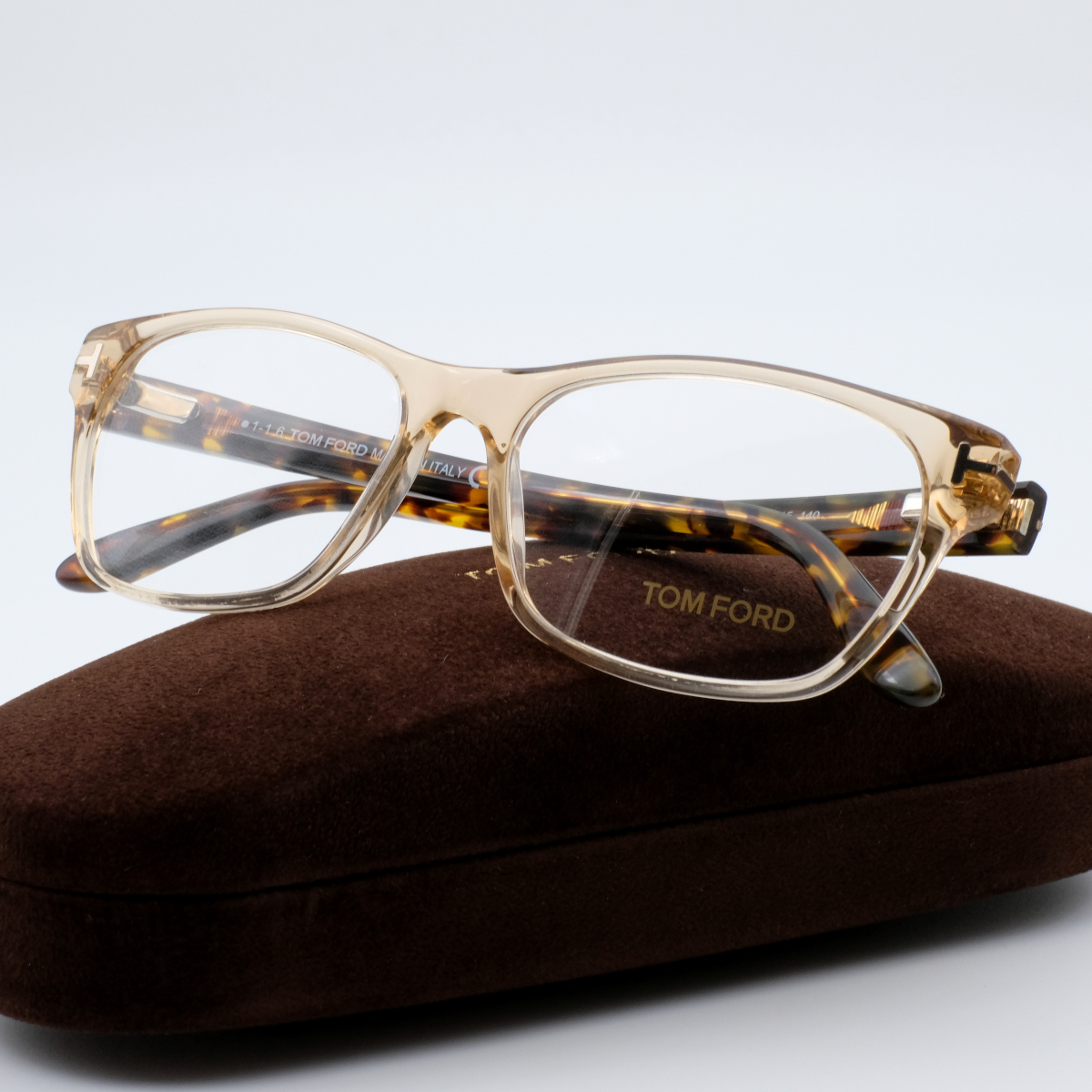 ★新品本物！希少カラー TOMFORD TF5405 045 クリアブラウン/ハバナ バイカラー ウェリントン トムフォード ロンハーマン メガネ LEON トムフォード TOM 052 Square Havana TF5405-Fをお選び頂きました