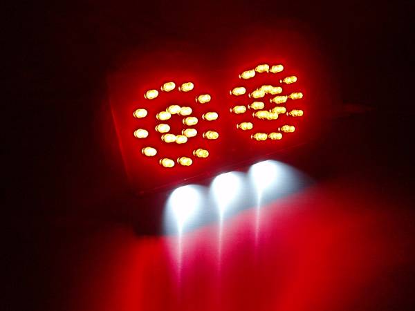 CB400SF NC31 CB1300SF テールランプ LED Amazon | ホンダ 用 CB シリーズ SMD LED テールランプ ウィンカー機能