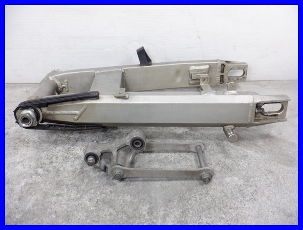 ◇イ158 ZX-9R ZX900E スイングアーム チェーンスライダー