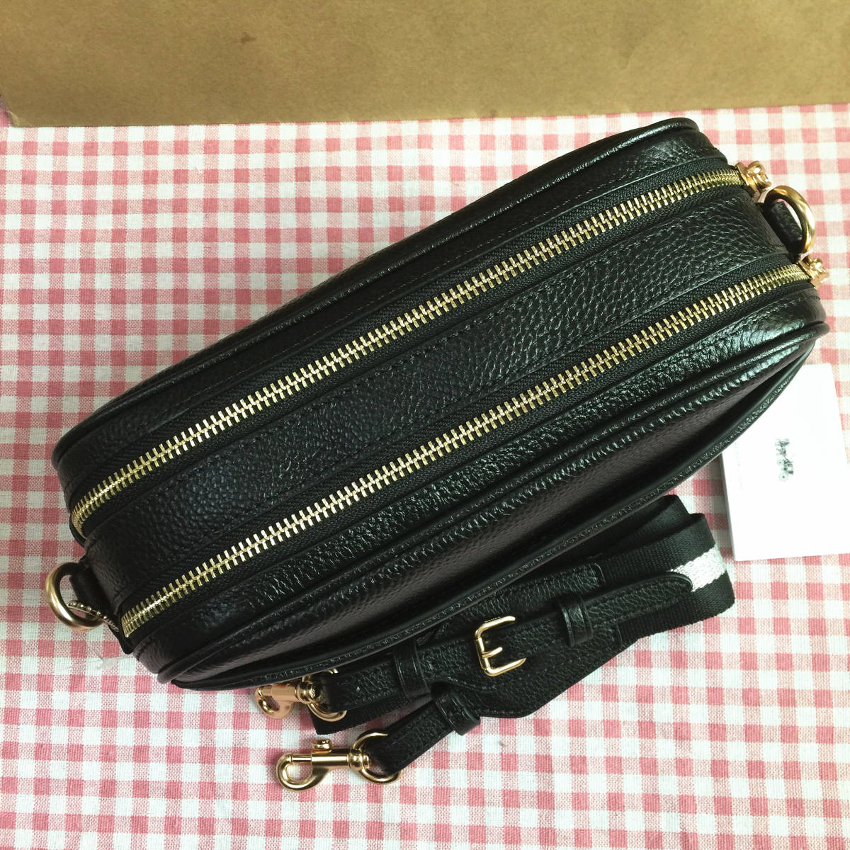 ◇新品◇COACHバッグ F75818 ブラック ショルダーバッグ クロスボディ