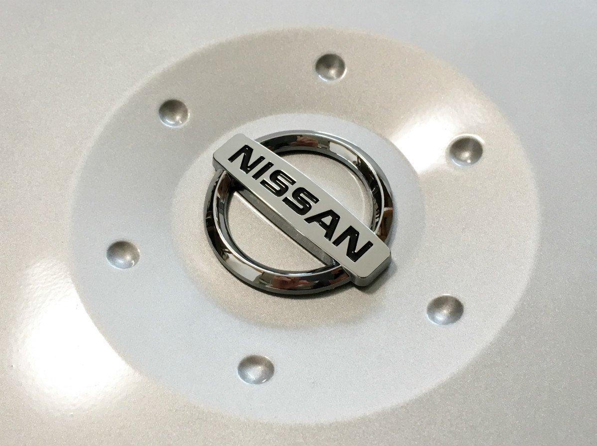 新品 US NISSAN Z12 CUBE キューブ 15インチ ホイールキャップ 4枚