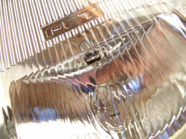 ほぼ新品 FET W反射 ツインバルブ ランドマスター190 フォグランプ