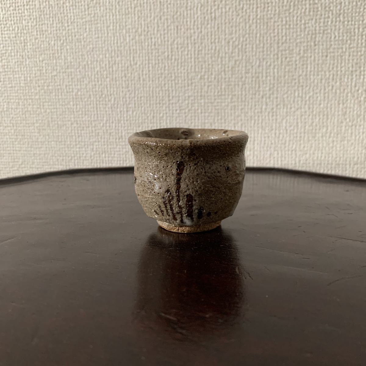  西岡小十 絵唐津ぐい呑 唐津焼 唐津ぐい呑 酒器(酒器)｜売買されたオークション情報、yahooの商品情報をアーカイブ公開 - オークファン 唐津