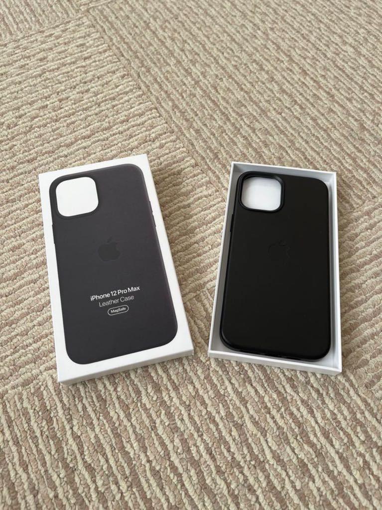 1円 iPhone12 Pro Max 純正レザーケース黒 美中古