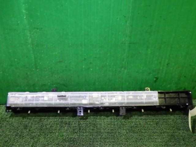 RG1　ステップワゴン スピードメーター　中古 ステップワゴン RG1 スピードメーター 0 145，417km ファッションなデザイン中古中古部品