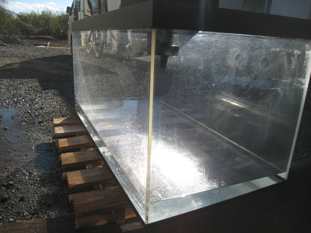 SATU295 アクリル水槽 120×60×60 大型水槽 引取りで 中古現状のまま 