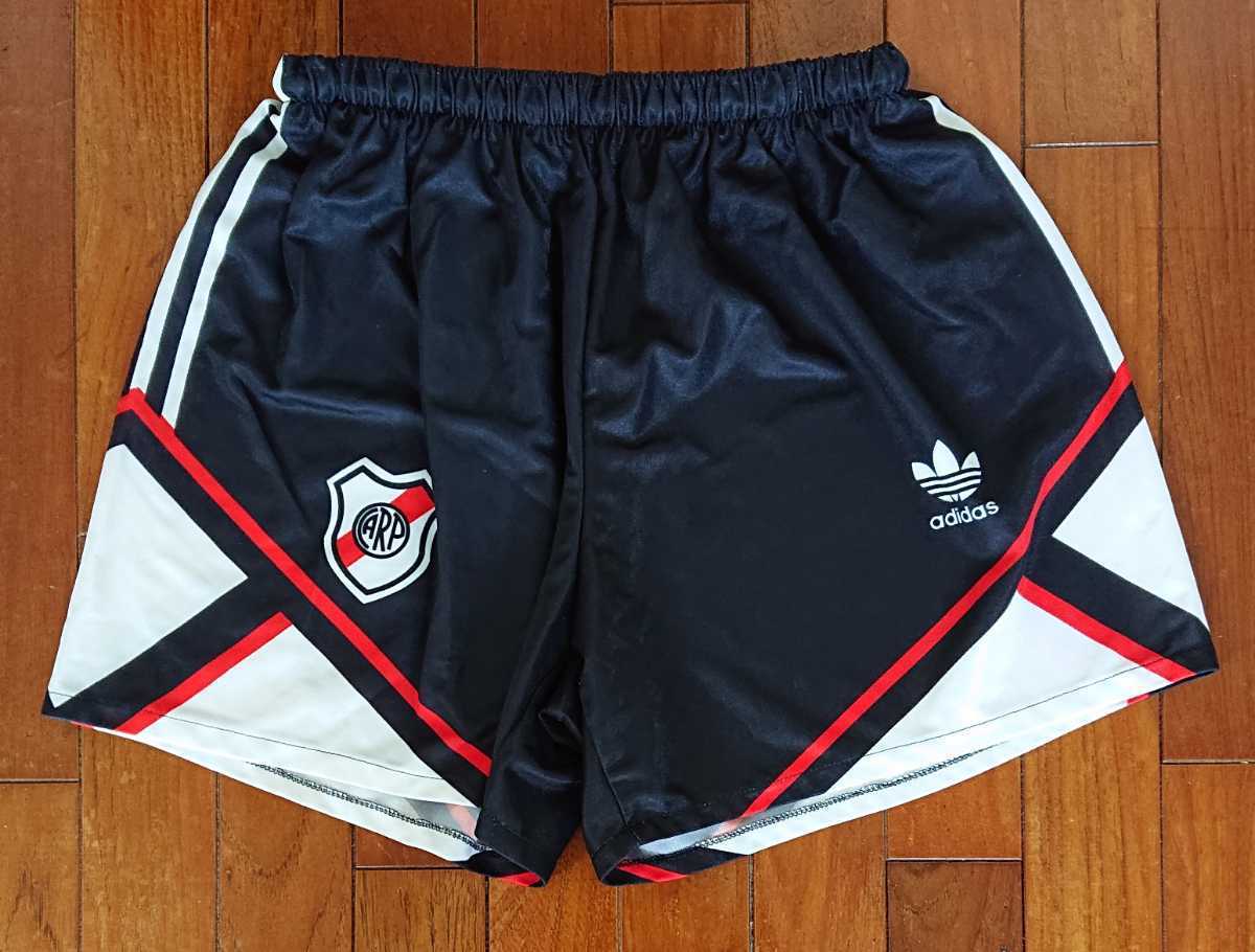 選手実使用 Caリーベルプレート 94 95公式戦ホームゲームパンツ クレスポ オルテガ アイマール ソラーリ アルゼンチン リバープレート 実使用 サイン入りウエア 売買されたオークション情報 Yahooの商品情報をアーカイブ公開 オークファン Aucfan Com