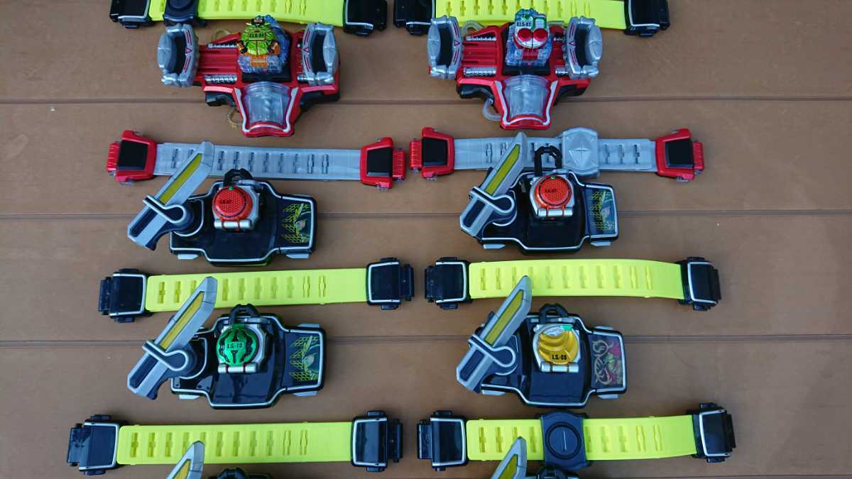 全てDX！/大量】仮面ライダー 鎧武 全てDX版の変身ベルト13セットと 