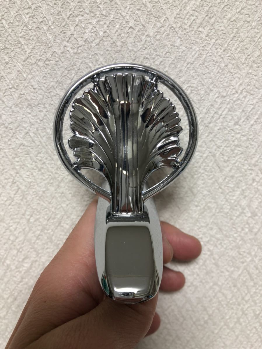程度良! ニッサン Y31 シーマ 純正 ボンネットマスコット オーナメント