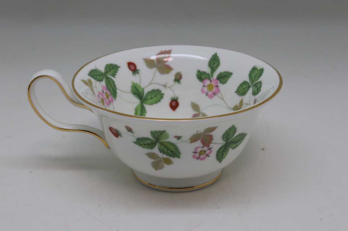 ウェッジウッド ワイルドストロベリー WEDGWOOD 未使用保管品 未使用 ワイルド 長期保管品 - 27CM 未使用◇自宅保管 値下げしましたワイルドストロベリー 未使用箱つき有 10点 ミニチュアセット未使用保管品 廃盤希少品 ワイルドストロベリー|WEDGWOOD公式オンラインストア