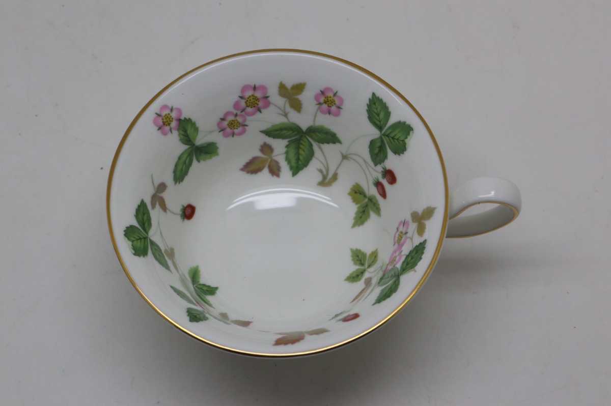 ウェッジウッド ワイルドストロベリー WEDGWOOD 未使用保管品 未使用 ワイルド 長期保管品 - 27CM 未使用◇自宅保管 値下げしましたワイルドストロベリー 未使用箱つき有 10点 ミニチュアセット未使用保管品 廃盤希少品 ワイルドストロベリー|WEDGWOOD公式オンラインストア