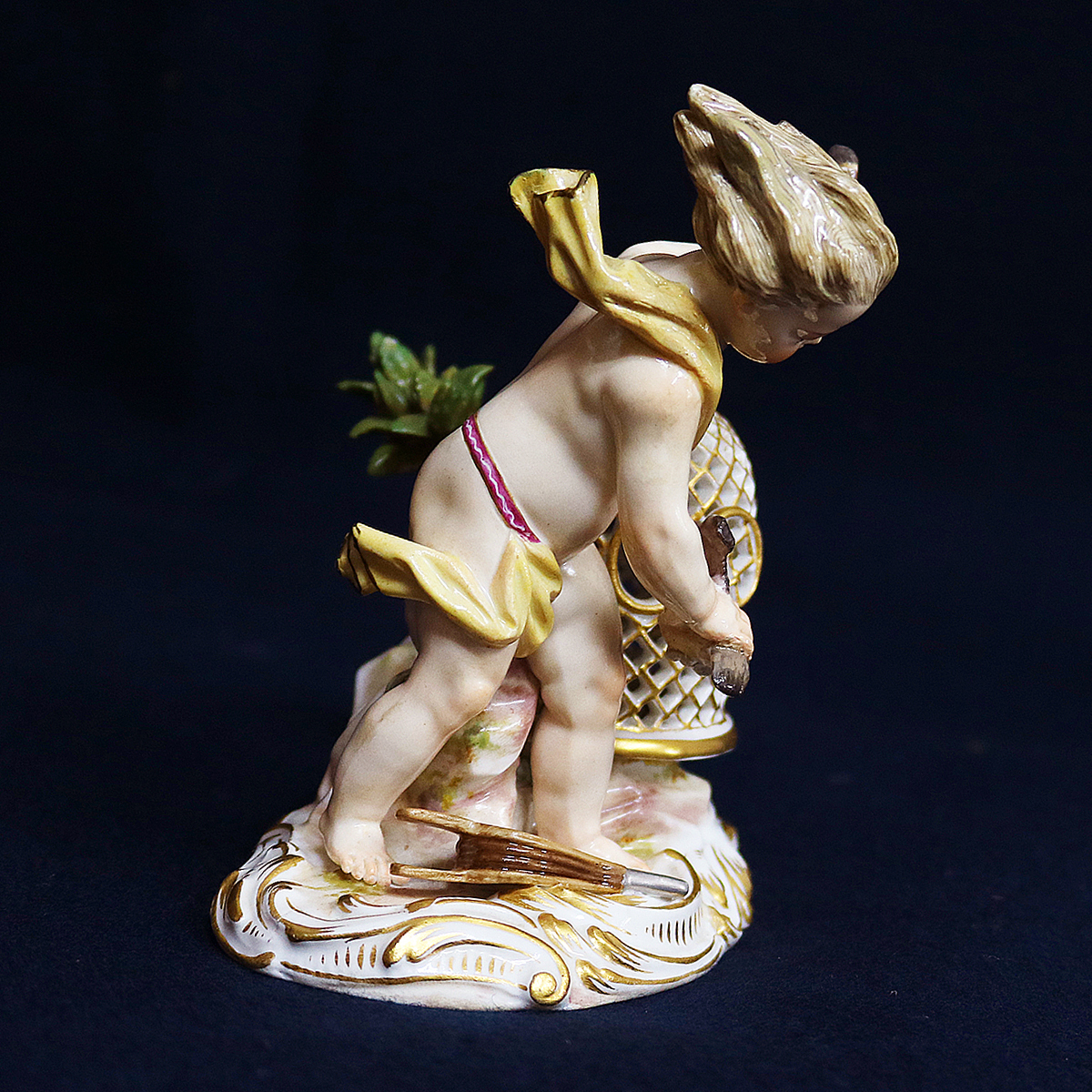 MEISSEN マイセン】四大元素寓意・風 フィギュリン 本物保証(マイセン 