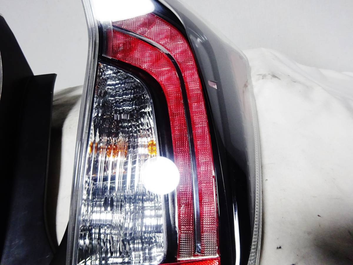 点灯確認済み！ トヨタ ZVW30 プリウス 後期 G