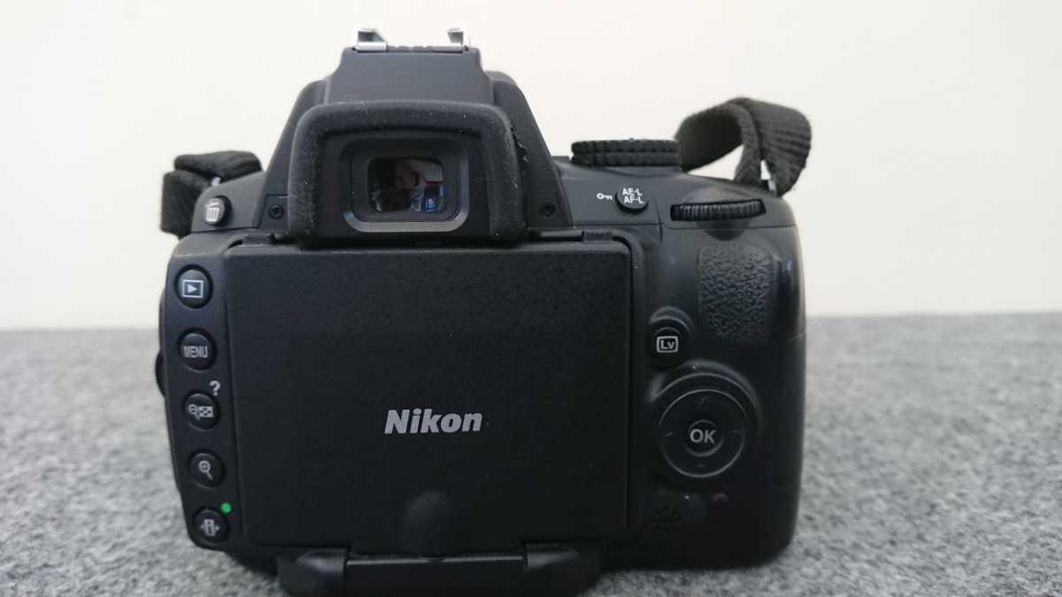 Nikon D5000 ニコンD5000 ストラップ、ボディーキャップ、バッテリー 