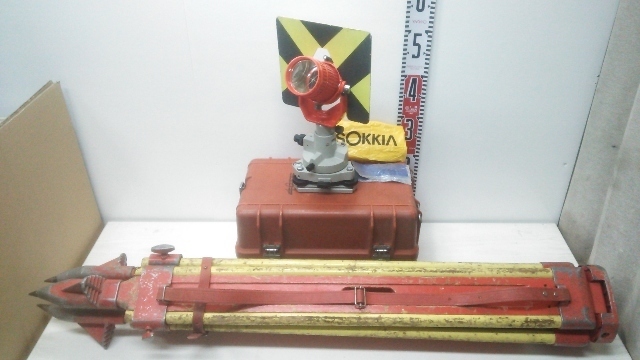2026，高品質 SOKIA ソキア 一素子プリズム APS12 反射式プリズム 専用三脚付 測量機器 動作良好 校正期限切れ A0858(測量、角度計)｜売買されたオークション情報、yahooの商品情報をアーカイブ公開 - オークフ 測量、角度計