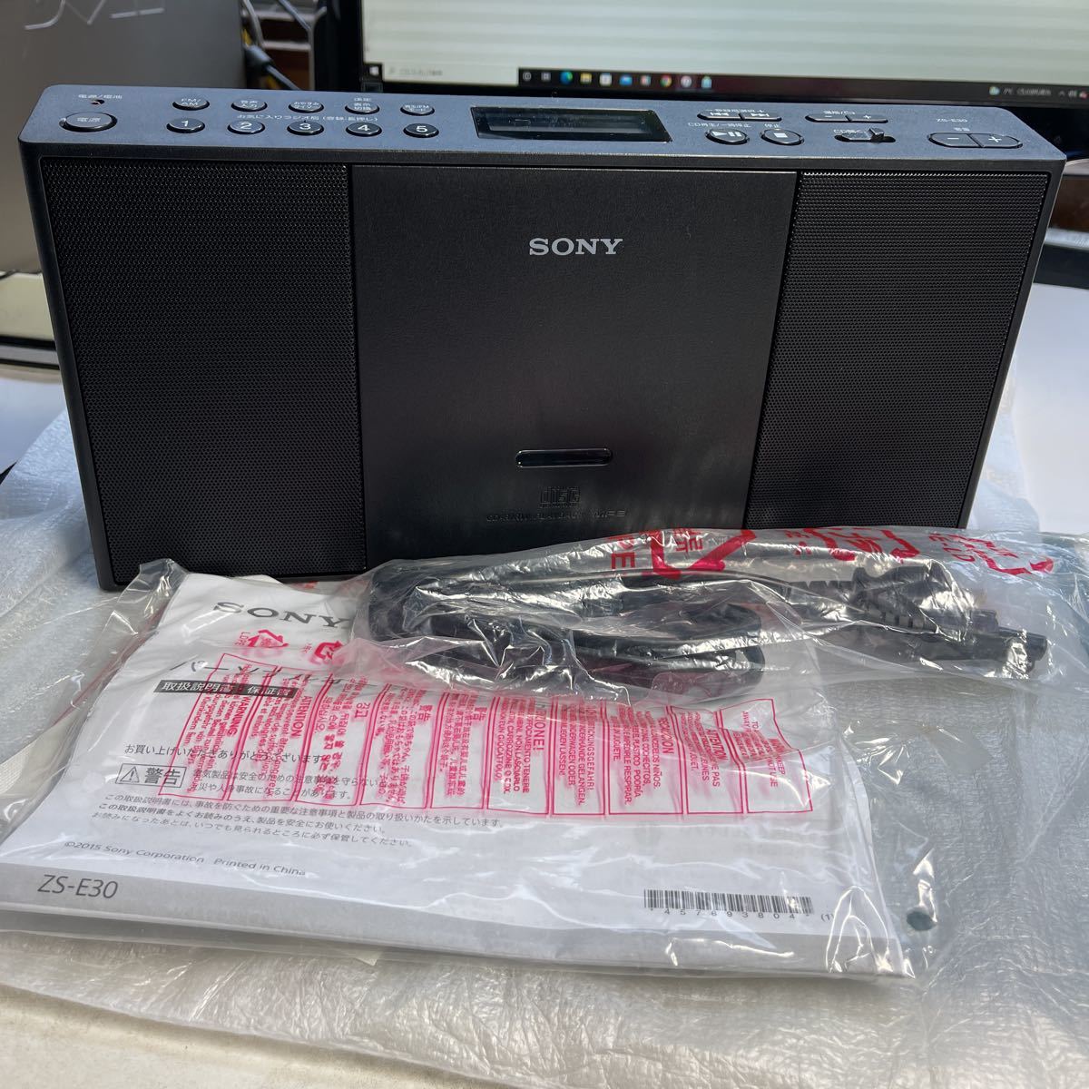 低価，大得価 SONY CDラジオ ZS-E30(CDプレーヤー)｜売買されたオークション情報、yahooの商品情報をアーカイブ公開 - オークファン CDプレーヤー