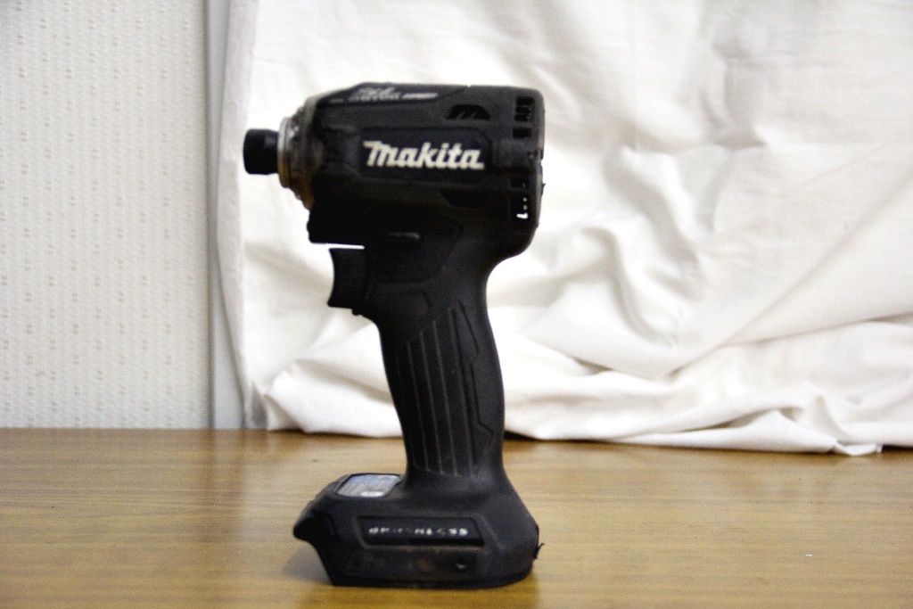 定番，得価 ジャンク品 不動品 makita マキタ 充電式インパクトドライバ TD171D 18V 本体のみ 12490 管BRAR(本体)｜売買されたオークション情報、yahooの商品情報をアーカイブ公開 - オークファン インパクトドライバ