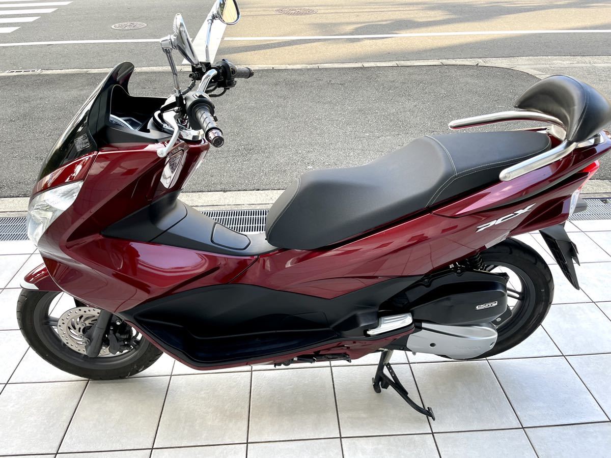 極美 PCX125 JF56 発色綺麗な赤 リアライズマフラー 通勤通学配達 