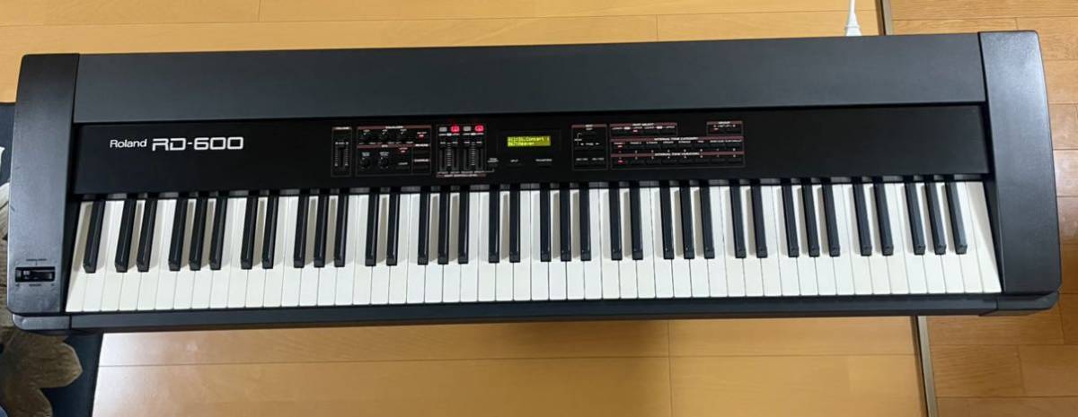 お買い得，人気セール】 Roland ローランド RD-600 88鍵盤 ステージ 