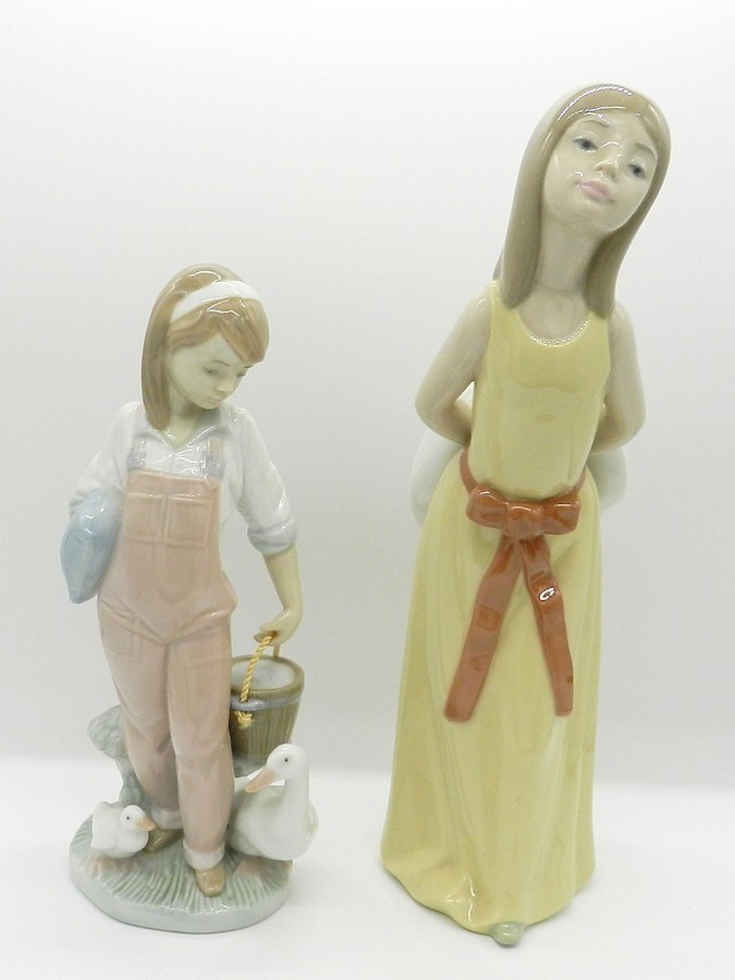 ヴィットリオ・テッサーロ 陶器製 女性像 セット売り フィギュリン