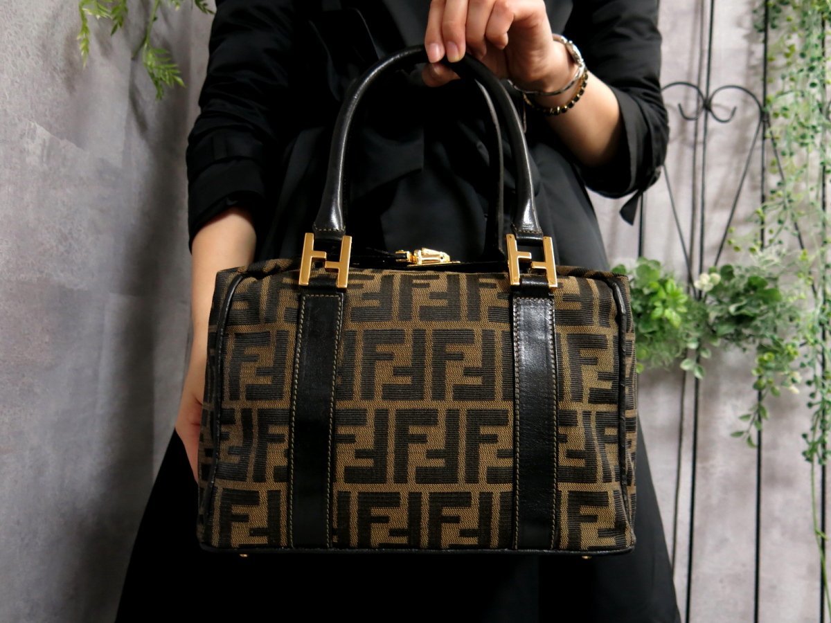 フェンディ FENDI ズッカ ヴィンテージ ハンドバッグ FF キャンバスx 