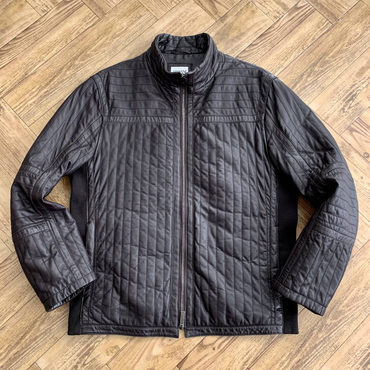 D06 アルマーニコレツィオーニ『あふれる高級感』ARMANI COLLEZIONI