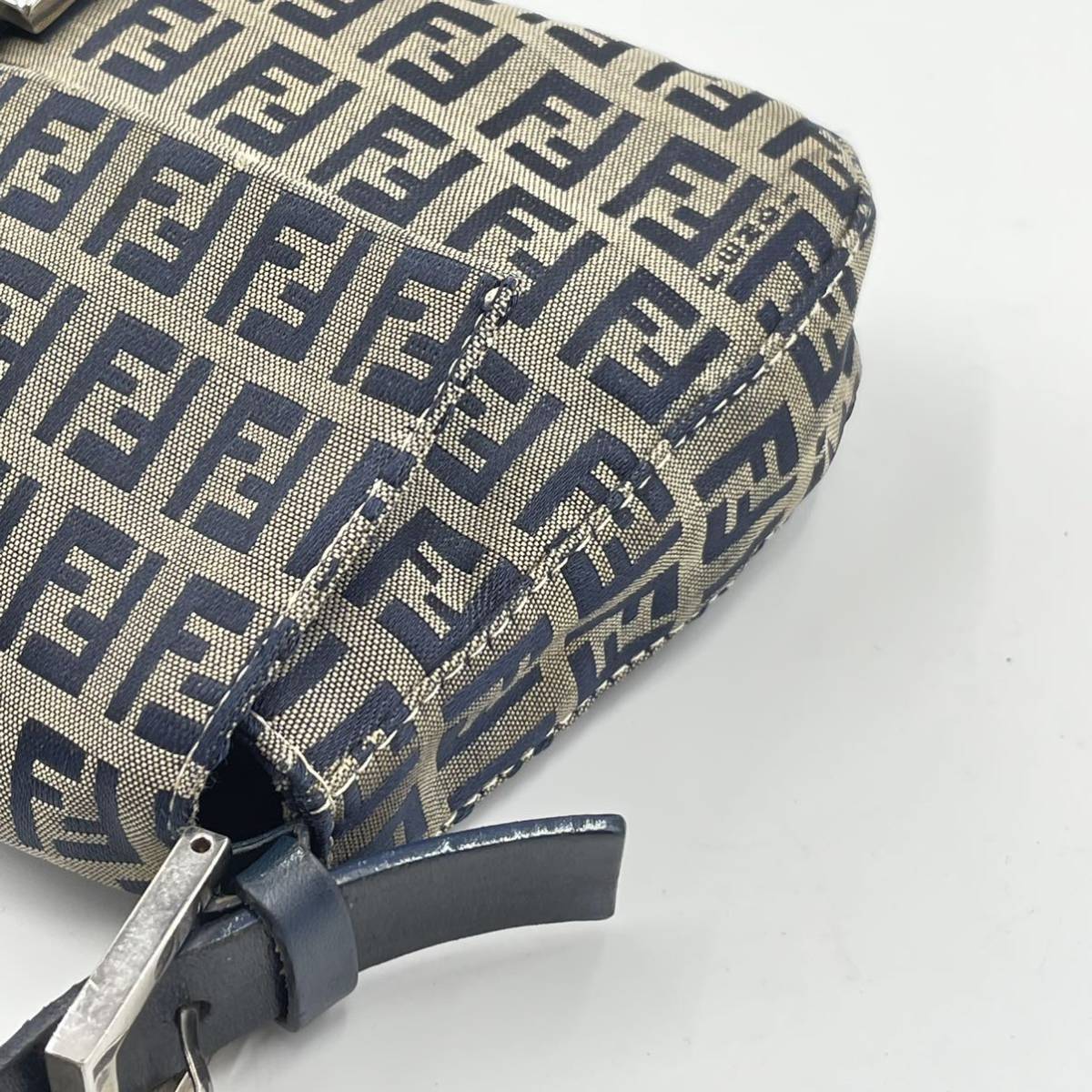 1円～【超極美品】 FENDI フェンディ マンマバケット ズッカ柄 