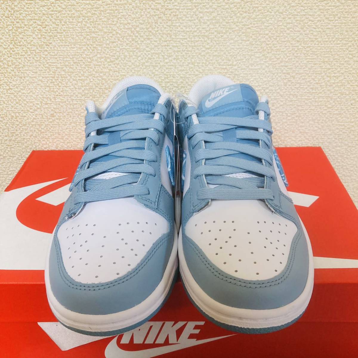 24.5cm 即決 国内正規新品 NIKE WMNS DUNK LOW ESS Paisley WHITE WORN  