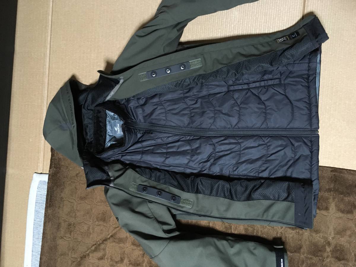 RSタイチ　ソフトシェル　オールシーズンパーカ　3XL　ストレッチ　美品だと思います。 RSJ730 ソフトシェル | 保温性と防風性に優れた人気のオールシーズンモデル、TAICHI オールシーズンパーカー タイチ公式通販RSJ730