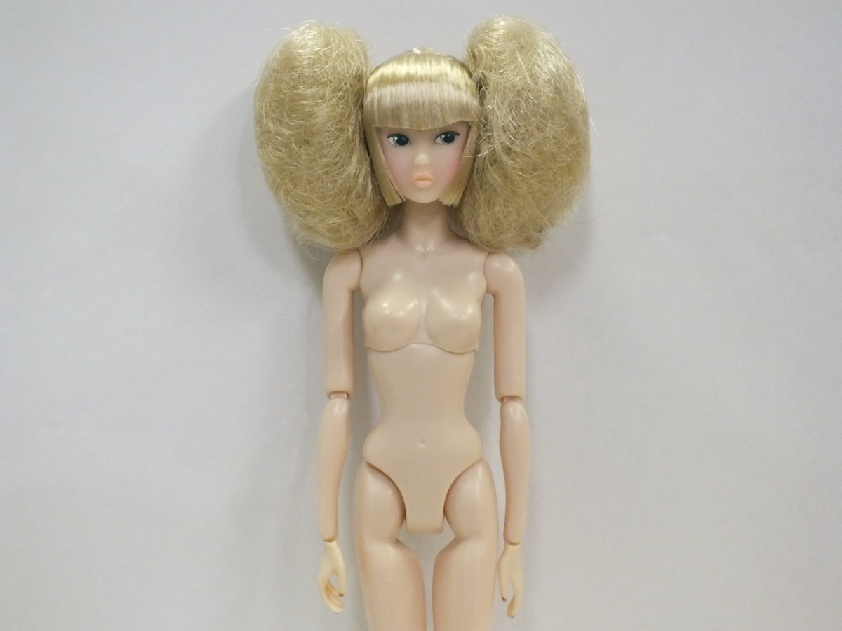 PW-momoko ae ＜こぐま座＞ 女王猫と鹿の姫 2015 ドール本体のみ