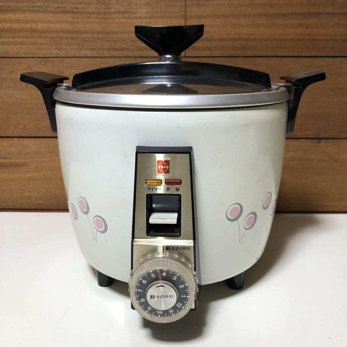 1円スタート！ 昭和レトロ 電気炊飯器 ナショナル SR-101T / 模様