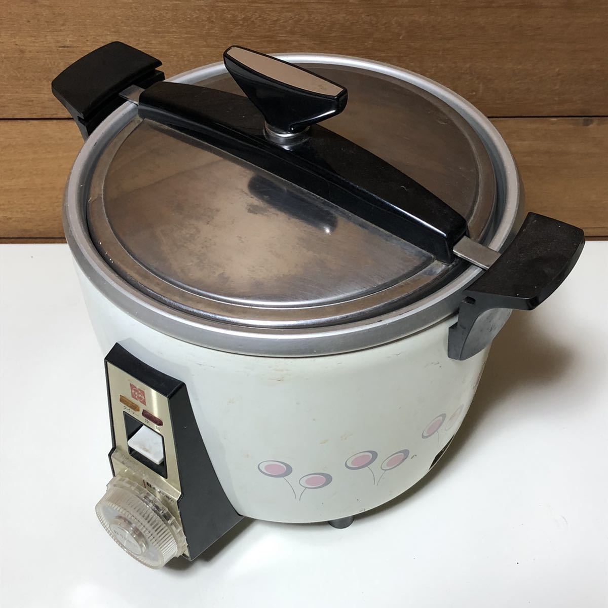 1円スタート！ 昭和レトロ 電気炊飯器 ナショナル SR-101T / 模様