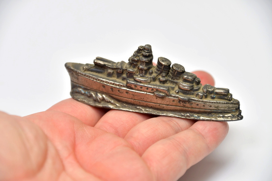 541 グリコ おまけ 軍艦型 文鎮 ○ 玩具 昭和レトロ 戦艦 ノベルティ