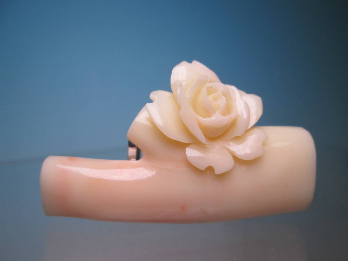 帯留め 着物 薔薇 薔薇の花 帯留 日本 高知産赤珊瑚 K18 帯 桃珊瑚