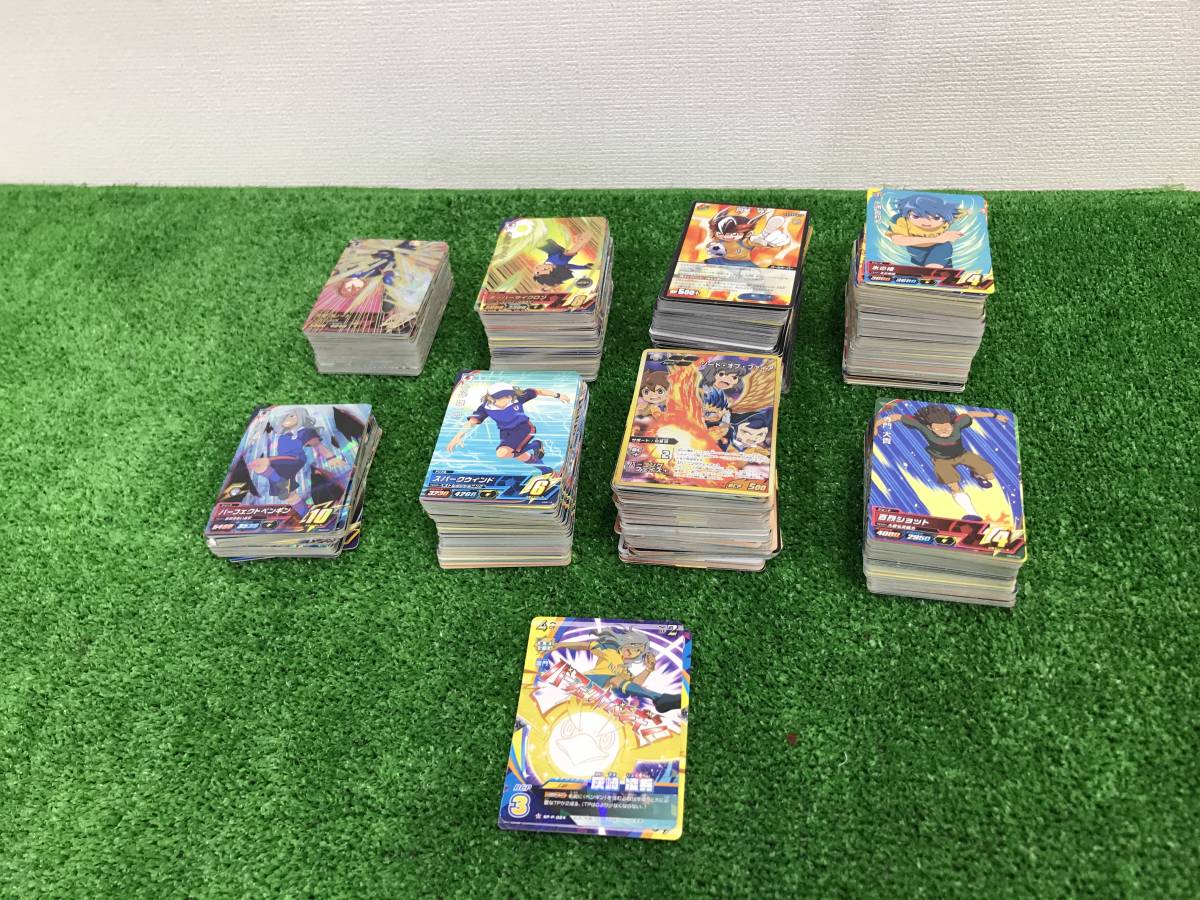 中古 カード イナズマイレブン GO含む まとめ売り 大量 計700枚以上
