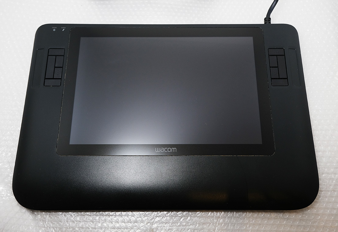 ☆ Wacom ワコム Cintiq12WX 12.1型 液晶ペンタブレット + オマケ