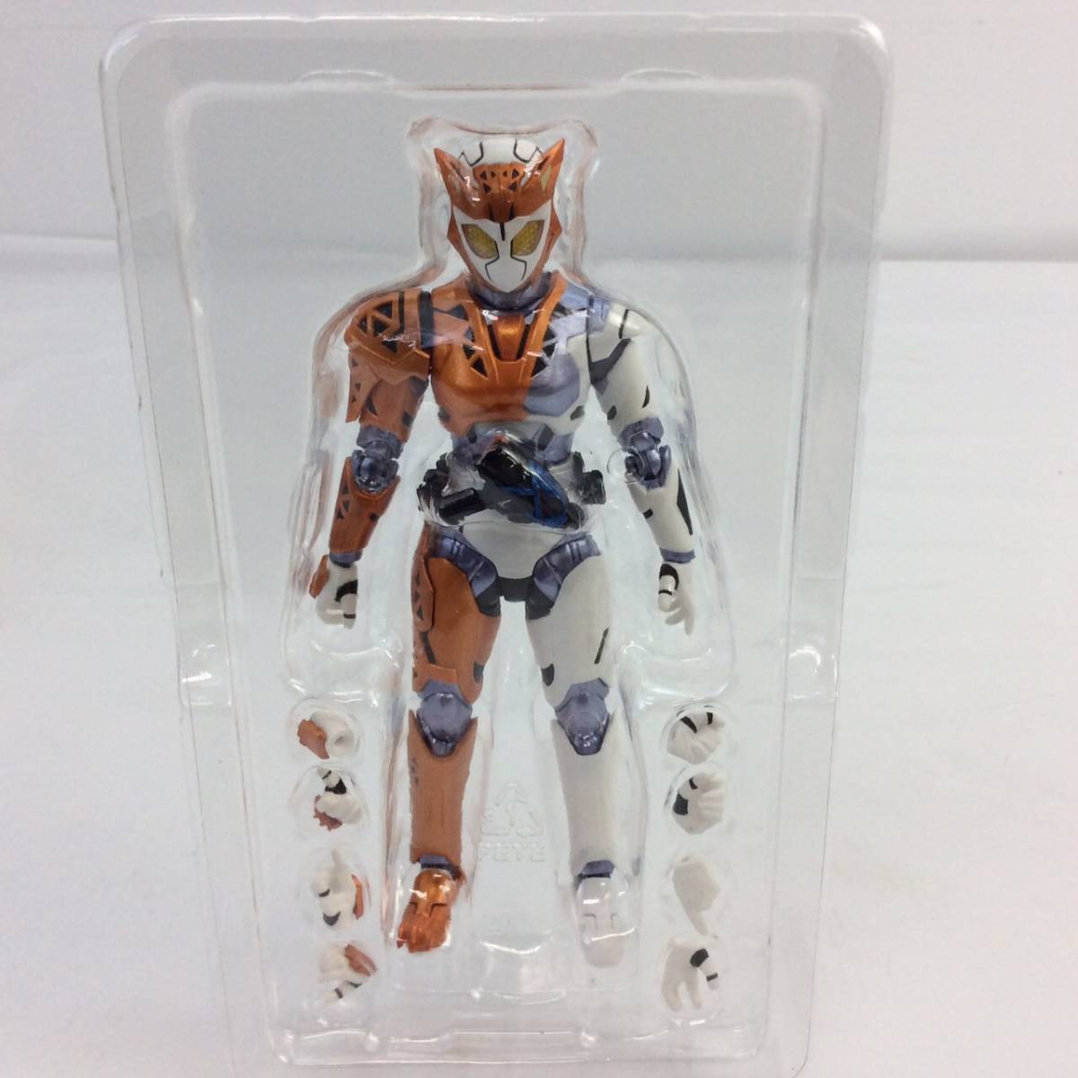 No.5418【仮面ライダーバルキリー】S.H.フィギュアーツ ラッシング 