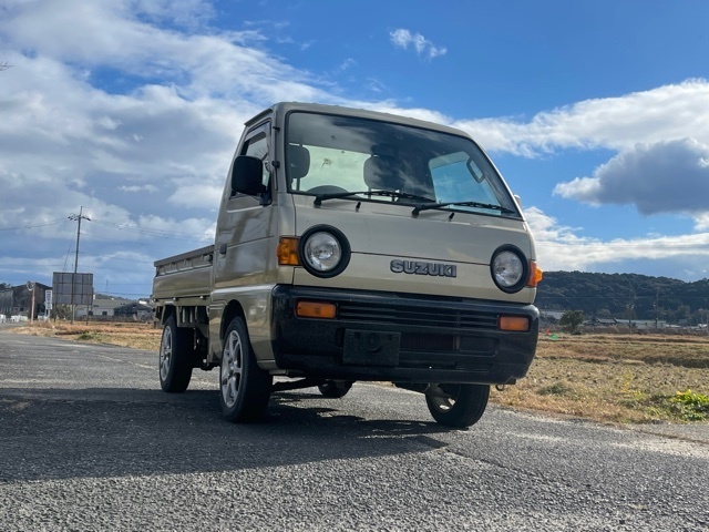 年末セール　51キャリイ　4WD 丸目 軽トラック丸目キャリーDC51T 丸目 CARRY TRUCK DD51T 4WD DC51T